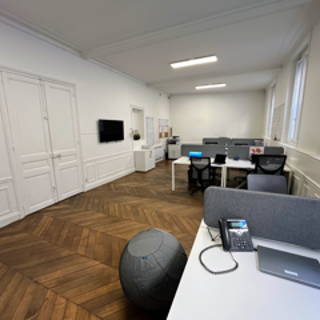 Bureau privé 50 m² 10 postes Location bureau Rue de Magdebourg Paris 75016 - photo 2